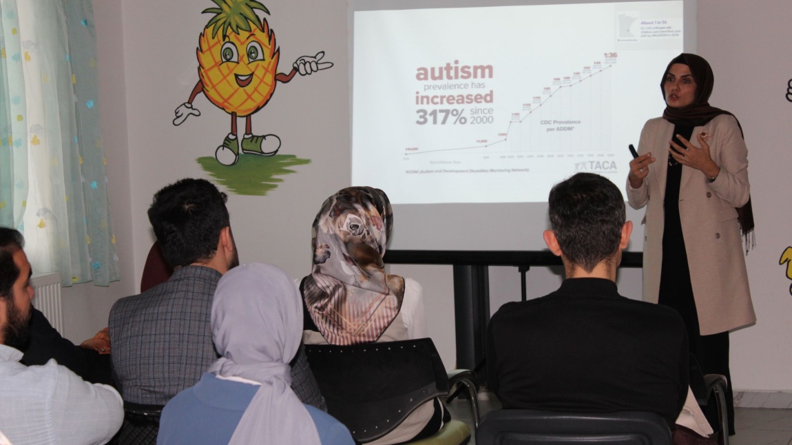 Harran Üniversitesi Çocuk Psikiyatrisi Doç.Dr. Fethiye Kılıçaslan tarafından Aile Eğitimi Gerçekleşti